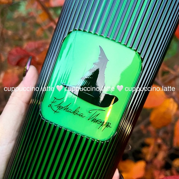 🖤NWT 💚Starbucks X Wicked Pleated Glow in the Dark Elphaba Broom Topper Tumbler - Picture 5 of 9